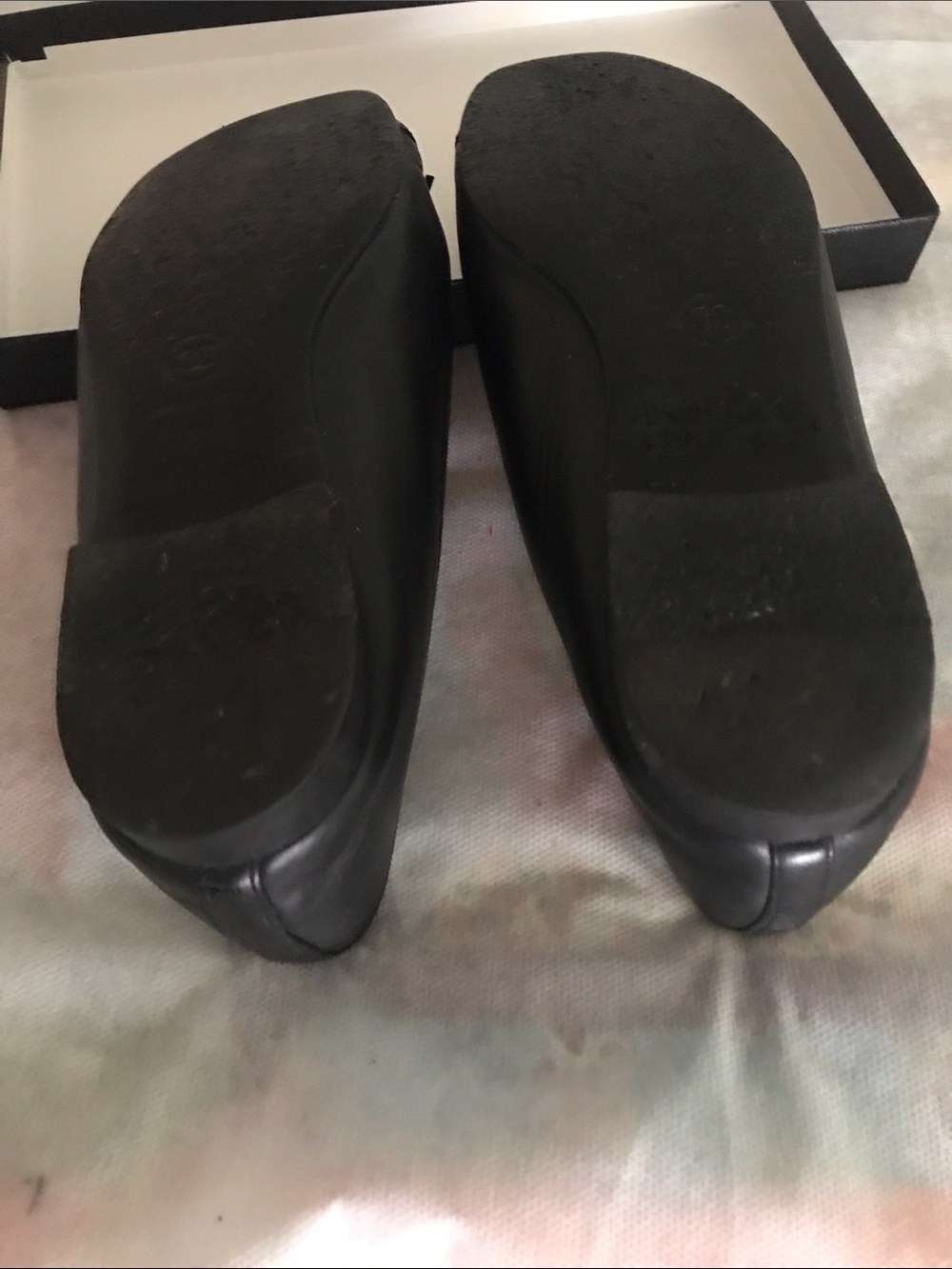 Chanel Black Leather w patent leather toe Ballet Flats size 38 EUC - Picture 10 of 13